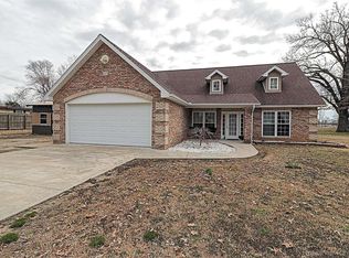 647 Flad St, Oran, MO 63771
