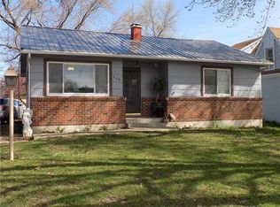424 E 7th St, Adrian, MO 64720