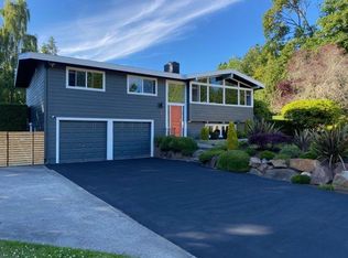 8613 193rd Pl SW, Edmonds, WA 98026