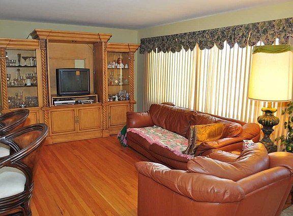 2nd image of 7438 W Kirk Dr