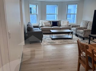 302 Boston Ave FLOOR 3, Medford, MA 02155