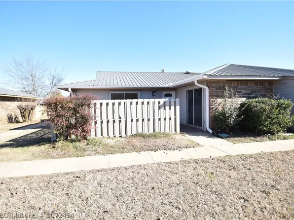101 N Doris Dr #14-18-24, Sallisaw, OK 74955