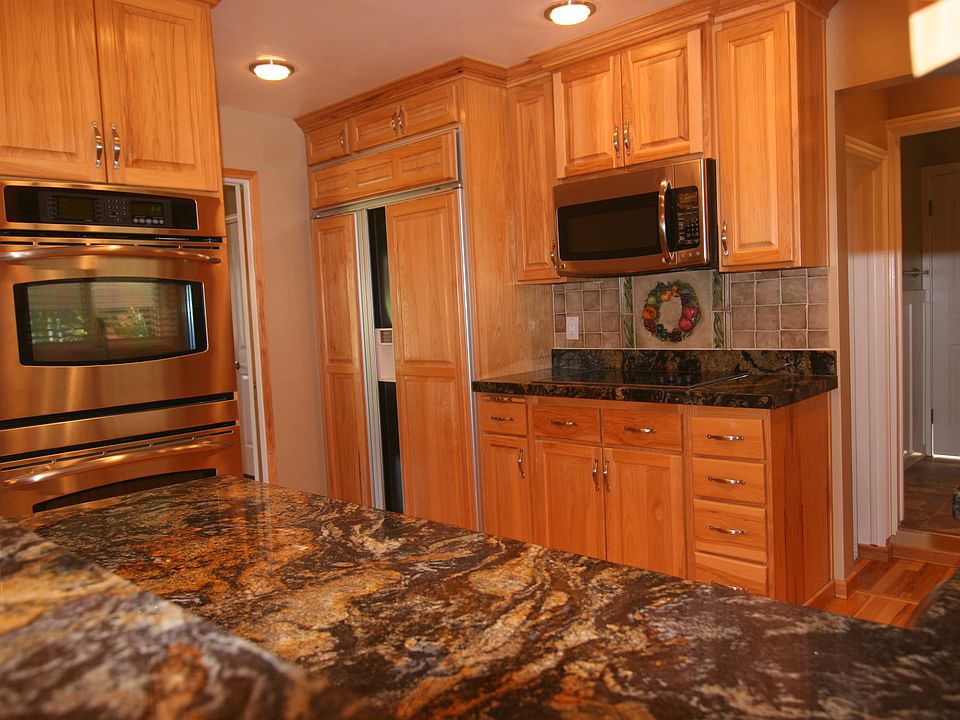 Custom tile back splash