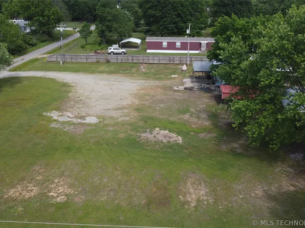 105 E Bk 1200 Rd, Stigler, OK 74462