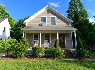 17 Hilltop Ave, Jefferson, MA 01522