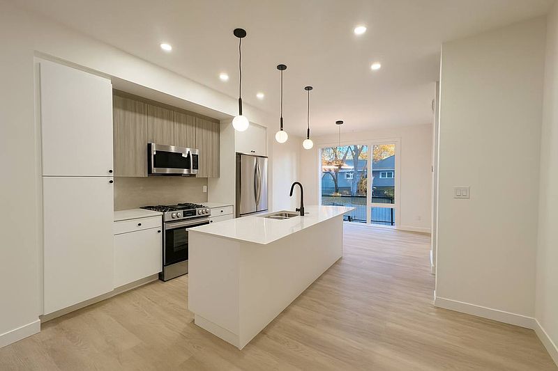 Edmonton Apartment for rent - 3 Bedrooms in Edmonton