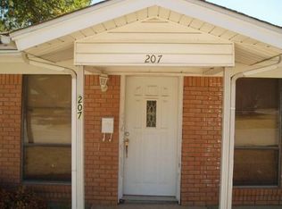 207 S 2nd Ave, Mansfield, TX 76063