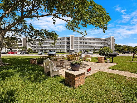 2nd image of 78 Oakridge G #78