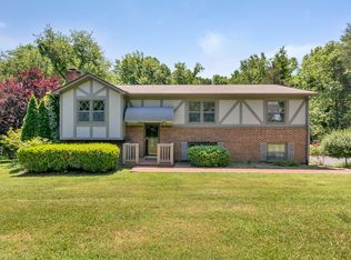 2714 Huntington Rd, Charlottesville, VA 22901