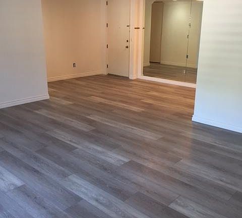 2nd image of 6333 La Jolla Blvd Unit 168