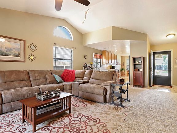 3rd image of 667 Pestana Dr