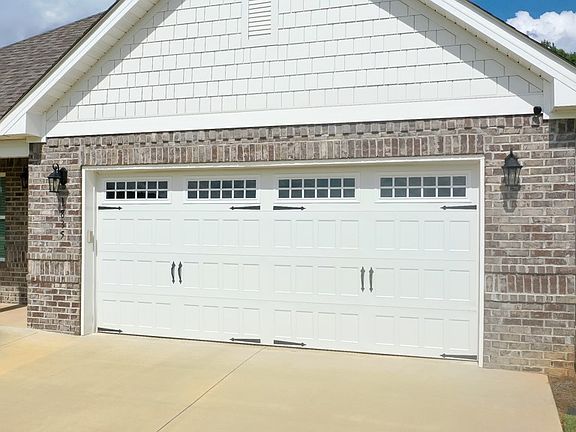 3rd image of 1835 Hidden Lakes Dr
