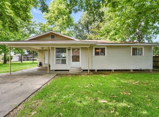 200 Chalmette Dr, Lafayette, LA 70501