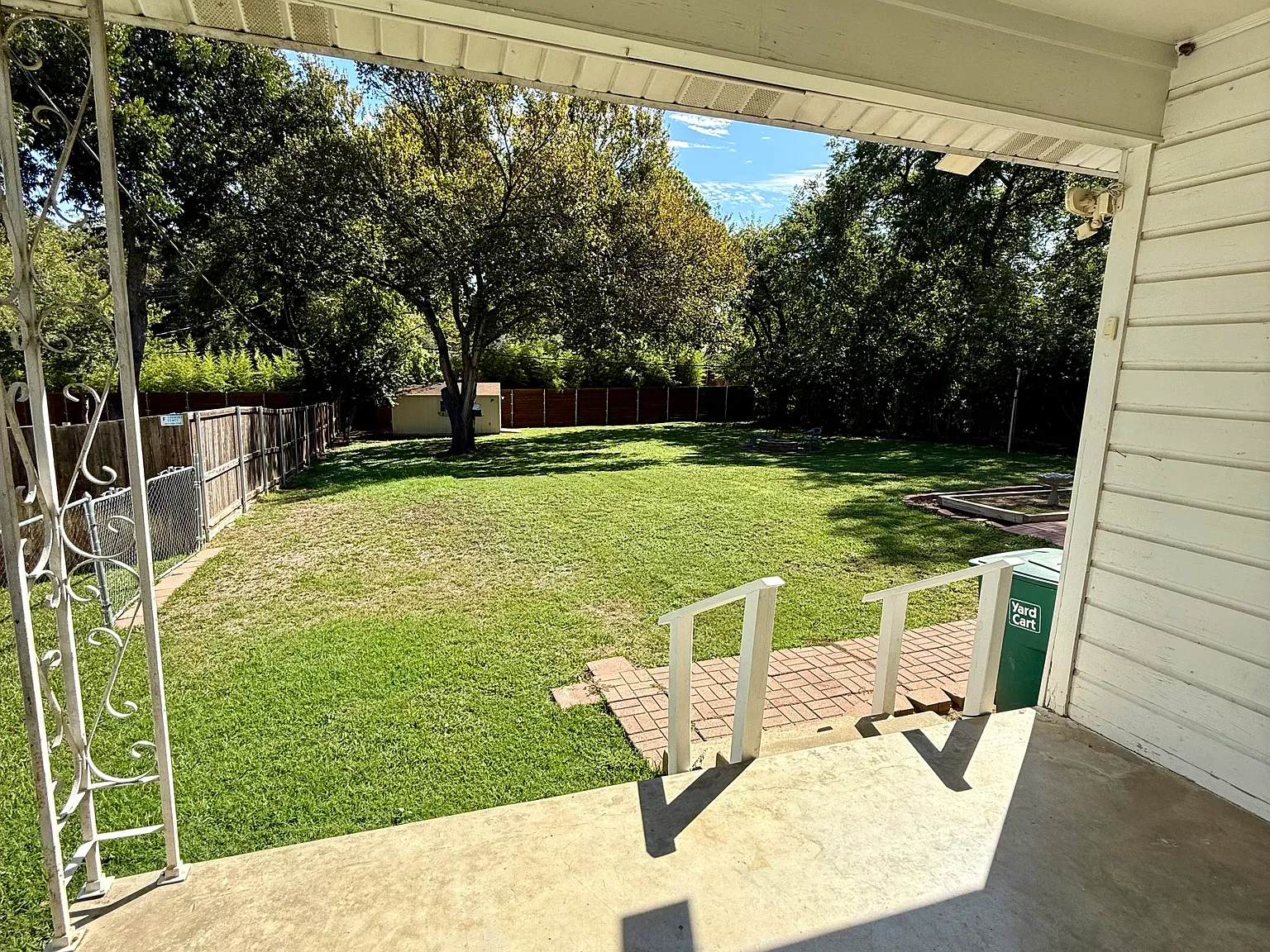 3 bed, 1537 sqft, $1,825 — Photo 2