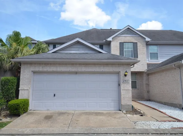 2911 Meadowglen Cv, Houston, TX 77082