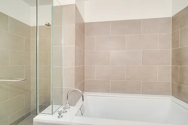 Rented by Compass | media 9