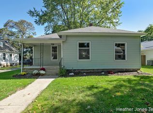 408 S Webster St, Greenville, MI 48838