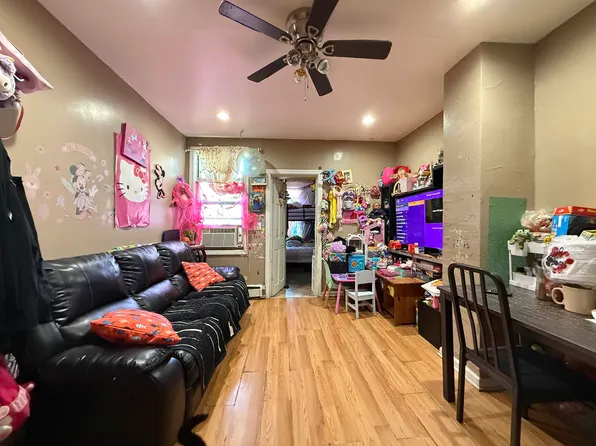 1309 Summit Avenue image 28 of 31