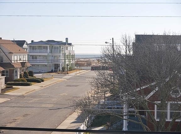 3rd image of 2702 Central Ave