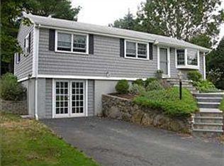 296 River Rd, Pawcatuck, CT 06379