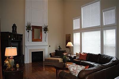5th image of 10846 Arcaro Ln