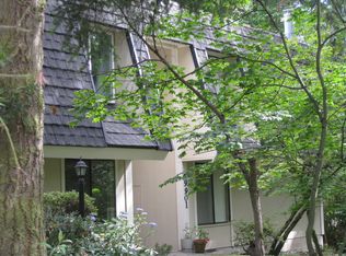 9901 NE 124th St APT 502, Kirkland, WA 98034
