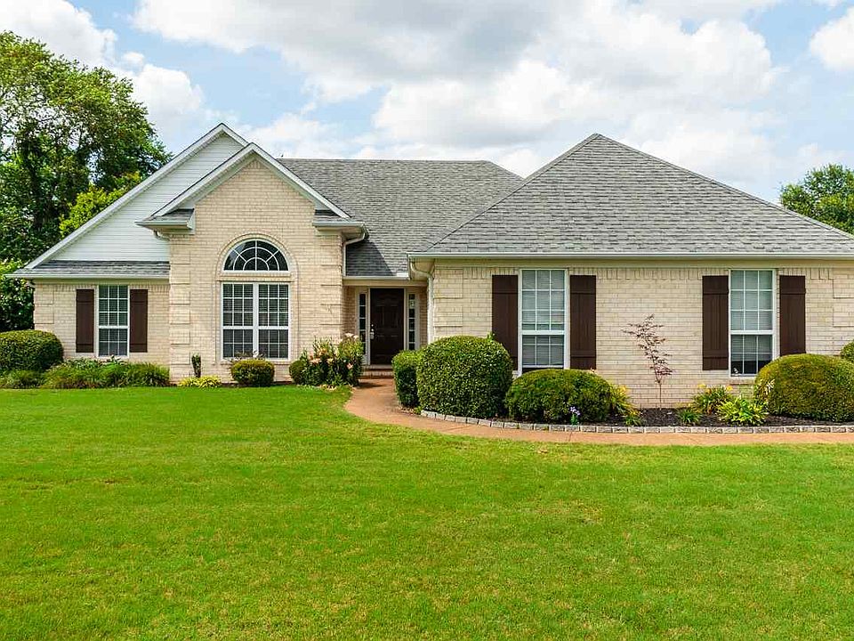 1st image of 144 Sundown Dr