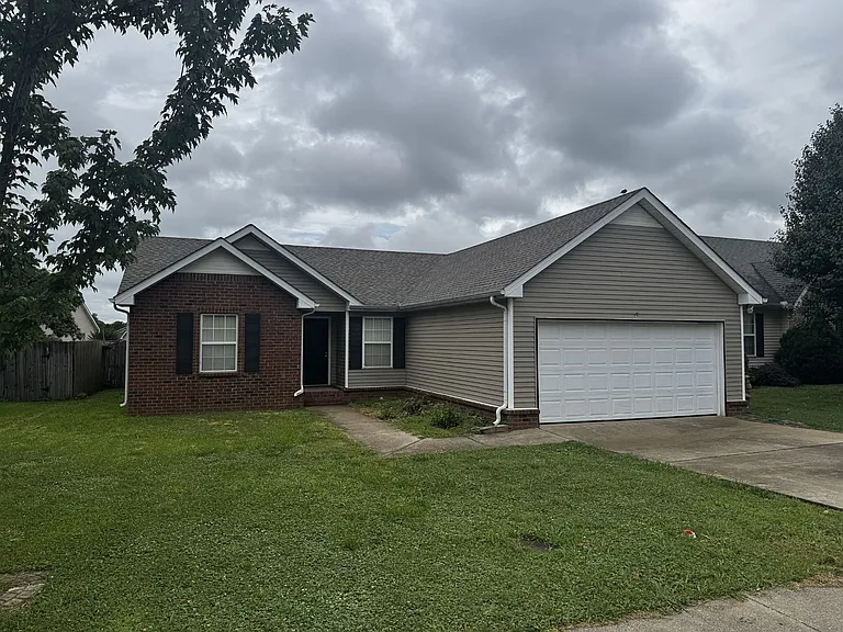 3044 Wellington Pl — Photo 1