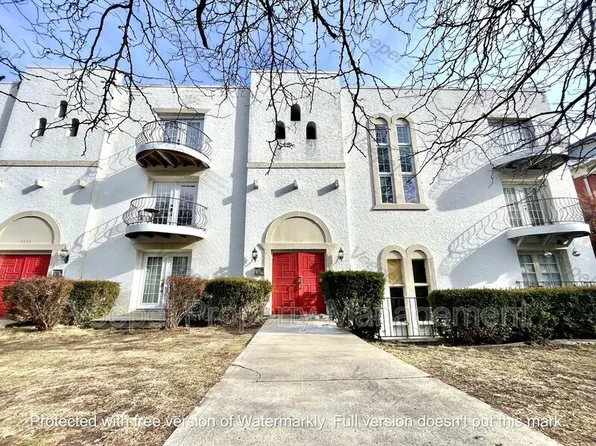 4335 Oak St APT 11, Kansas City, MO 64111