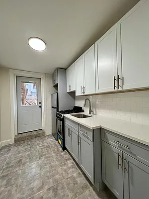 Rented by David Berkowitz, LREB | media 4