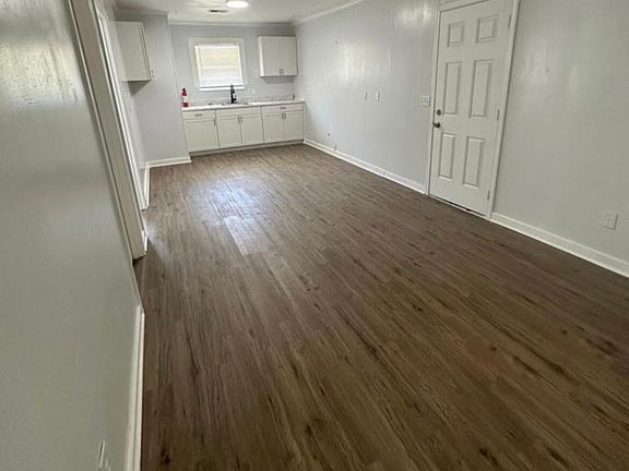 2nd image of 1351 Maria Dr