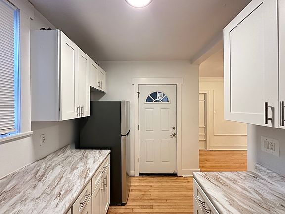 5th image of 6947 N Paulina St #2