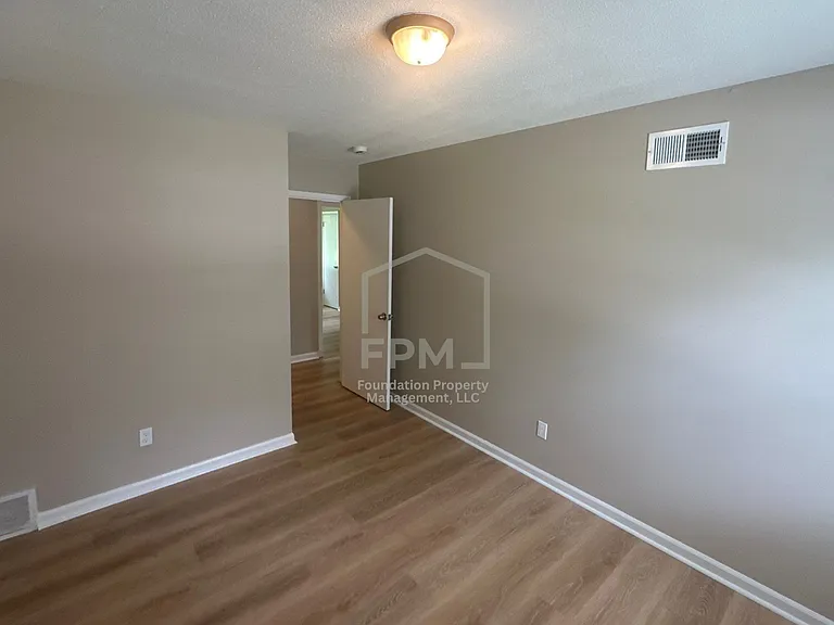 2224 Willow Wood Ave — Photo 17