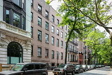 175 Columbia Heights in Brooklyn Heights