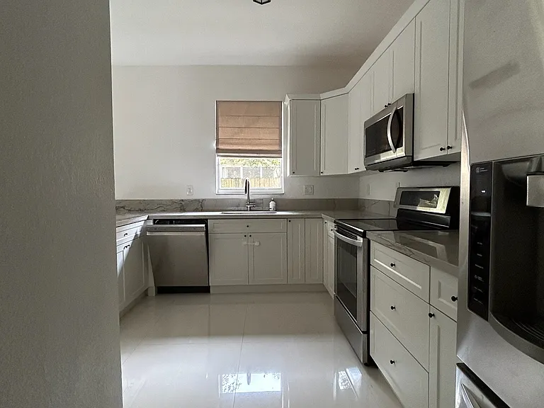 12885 SW 134th St — Photo 14