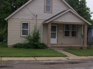 309 Flower St, Waterloo, IL 62298