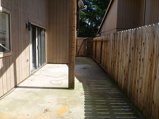 3rd image of 9666 Greensboro Cir