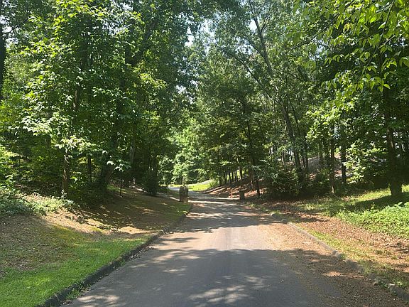 5th image of 12 Idlewood Dr NW