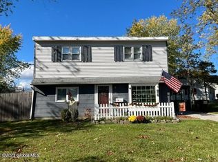 26 Bailey Ave, Latham, NY 12110