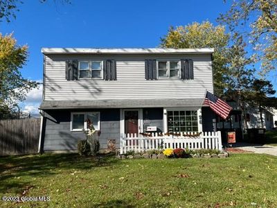 26 bailey Avenue, Latham, NY, 12110