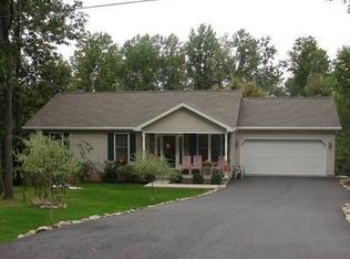 320 Comanche Dr, Auburn, PA 17922
