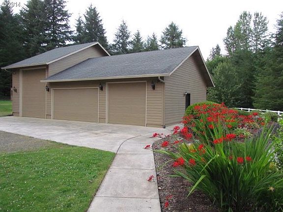 2nd image of 21814 NE 109th St