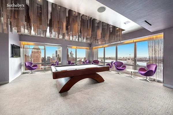 Rented by Sotheby's International Realty | media 18