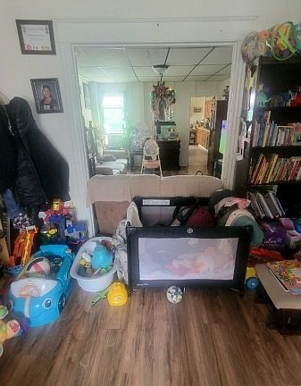 4th image of 272 Lincoln St
