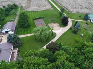 S7304 Sandusky Rd, Hillpoint, WI 53937