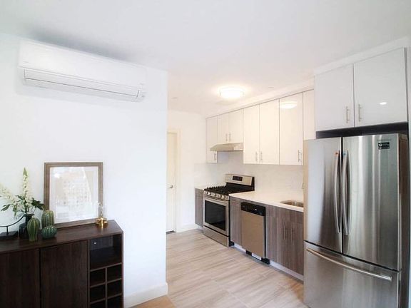 4th image of 62-98 Woodhaven Blvd #3C