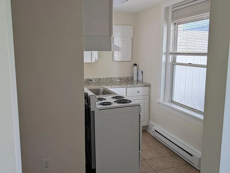 317 McCabe Ave #R1 — Photo 10