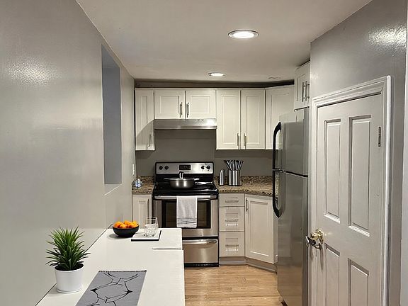 5th image of 231 Harvard Ave #B