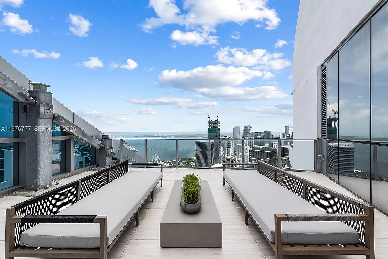 Paramount Miami Worldcent — Photo 3