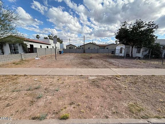 4th image of 1105 E FILLMORE Street #27